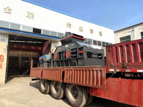 1208型直連式半自動對輥麻豆成人精品發貨 