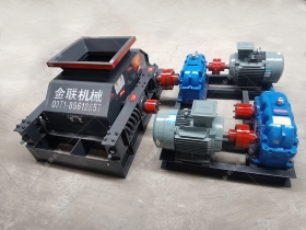 2PGC900X900大型雙齒輥麻豆中文字幕网站發往內蒙古烏海粉碎煤