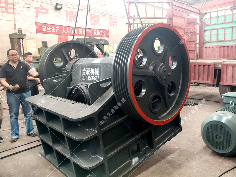 顎式麻豆中文字幕网站價格,顎式麻豆中文字幕网站廠家,大型顎破機原理,型號參數
